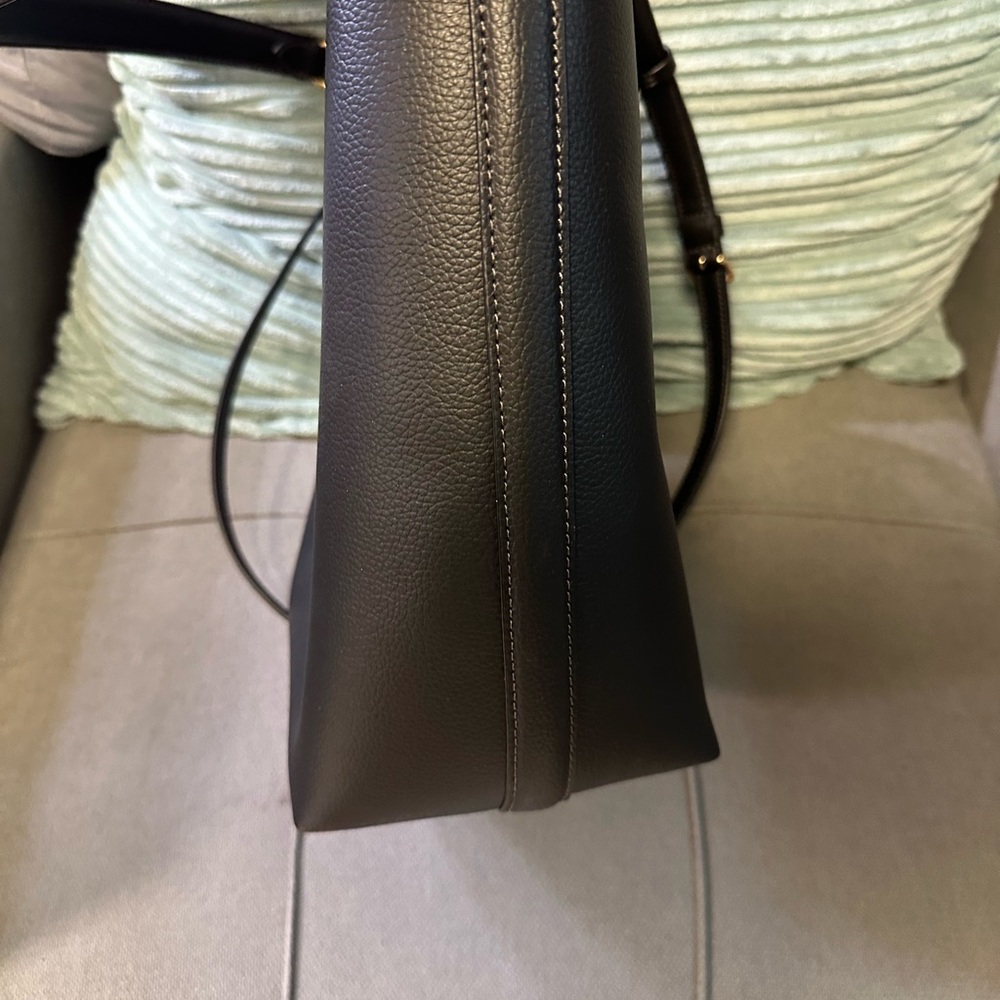 Coach Large Black Leather Bucket Bag - Picture 4 of 6